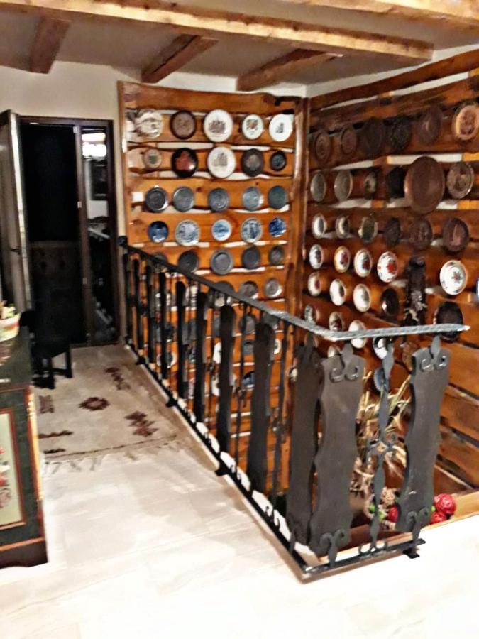 Ferienwohnung La Curtea Veche Lapus Exterior foto